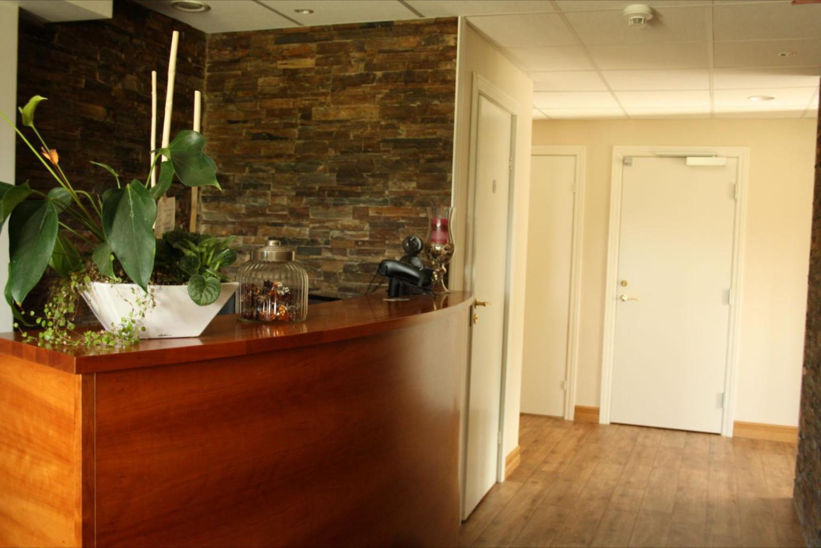 Hoegbo Hotell Skommarsgarden Sandviken Luaran gambar