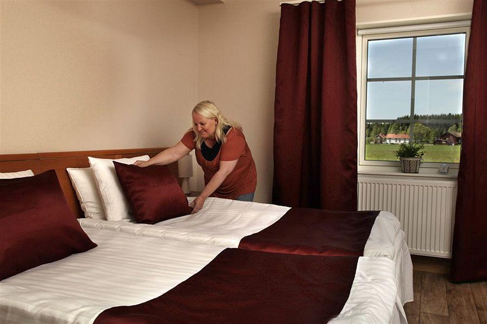 Hoegbo Hotell Skommarsgarden Sandviken Luaran gambar